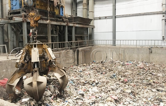 Sorting the waste by using Beston waste separator machine